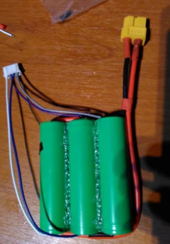 自制無人機(jī)電池